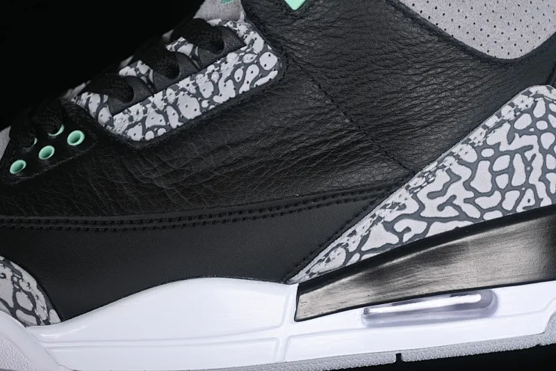All categories Air Jordan Jordan series basketball shoes Air Jordan 3 L version Air Jordan 3 "Green Glow" AJ3 Joe 3 black and green CT8532-031